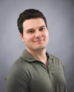 Headshot of Vlad Gundorin