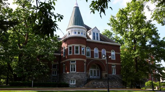 gillis front of building