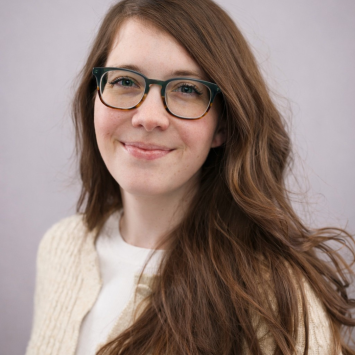 Lindsay Oberhausen Headshot